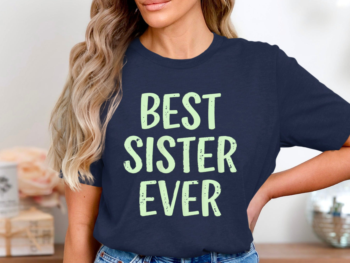 Best Sister Ever Minimalist Tee - Cute Cursive Heart Shirt
