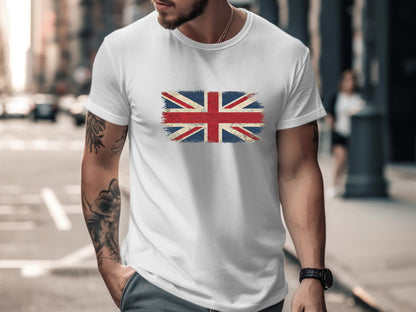 Grunge Union Jack Flag T-Shirt - Vintage Distressed Style