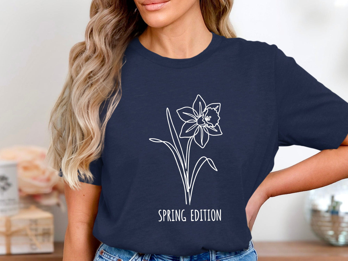 Daffodil 'Spring Edition' Minimalist T-Shirt