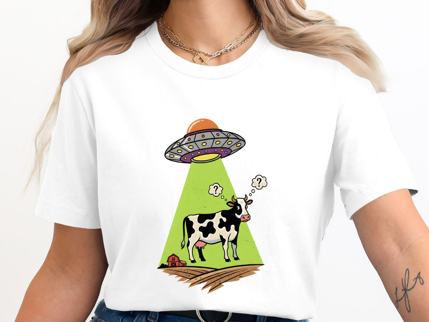 UFO Cow Abduction T-Shirt - Funny Alien Sci-Fi Graphic